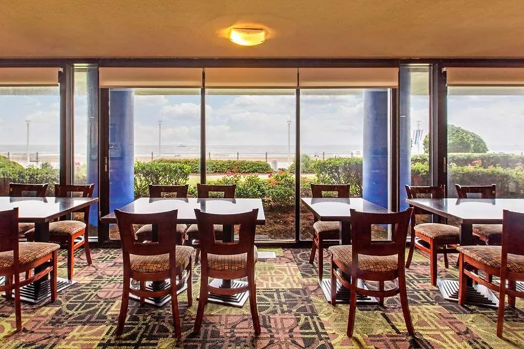 Coastal Hotel & Suites Virginia Beach - Oceanfront
