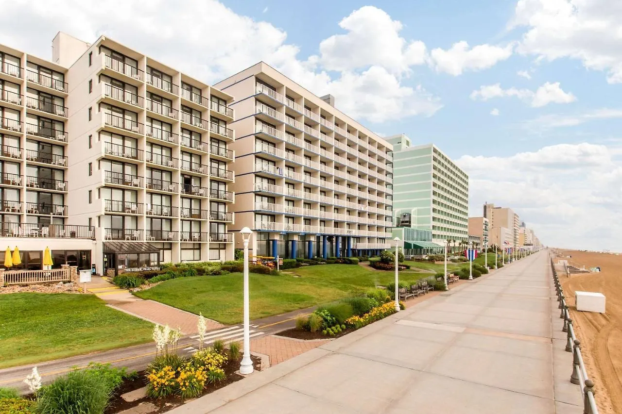 Coastal Hotel & Suites Virginia Beach - Oceanfront 3*,