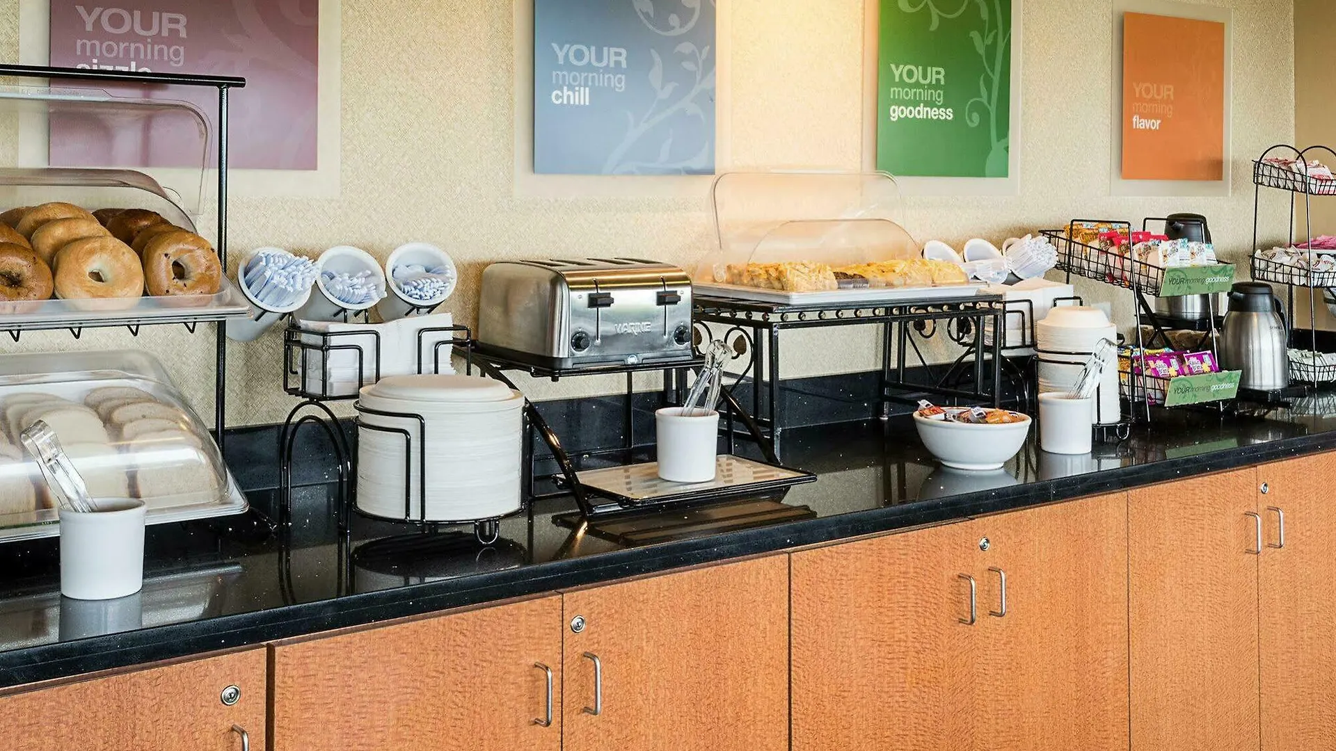 Coastal Hotel & Suites Virginia Beach - Oceanfront 3*,