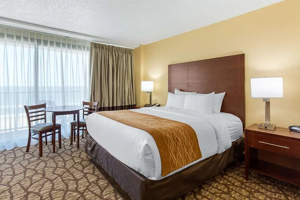 Coastal Hotel & Suites Virginia Beach - Oceanfront