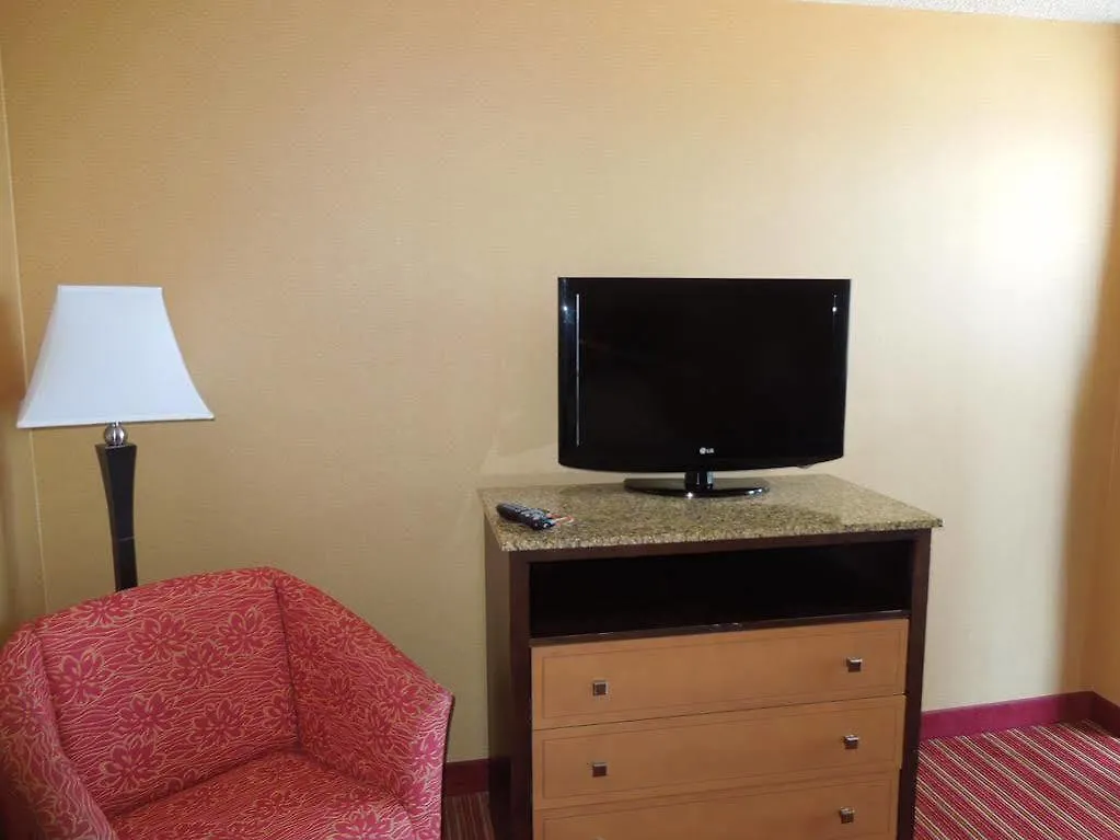 Coastal Hotel & Suites Virginia Beach - Oceanfront